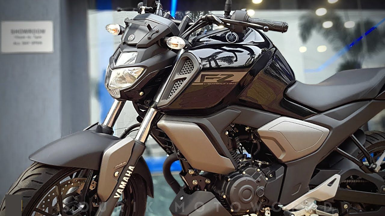 Apache को इतराना भुला देंगी Yamaha की कातिलाना बाइक, दमदार फीचर्स और शानदार माइलेज के साथ देखे कीमत